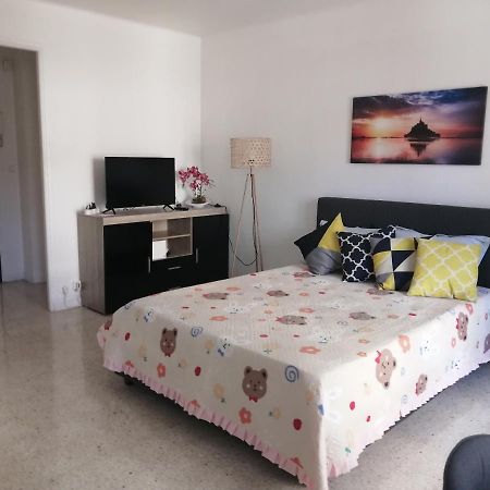 Antibes centre studio 27 M2 rénové Extérieur photo